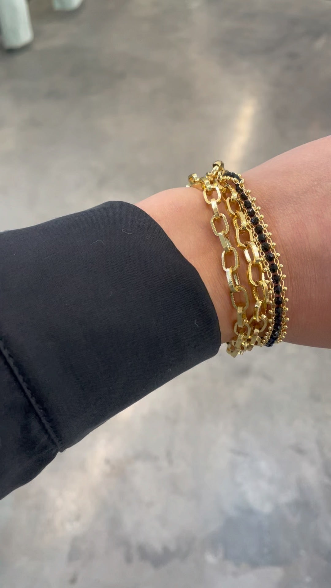 Young - Necklace & Bracelet