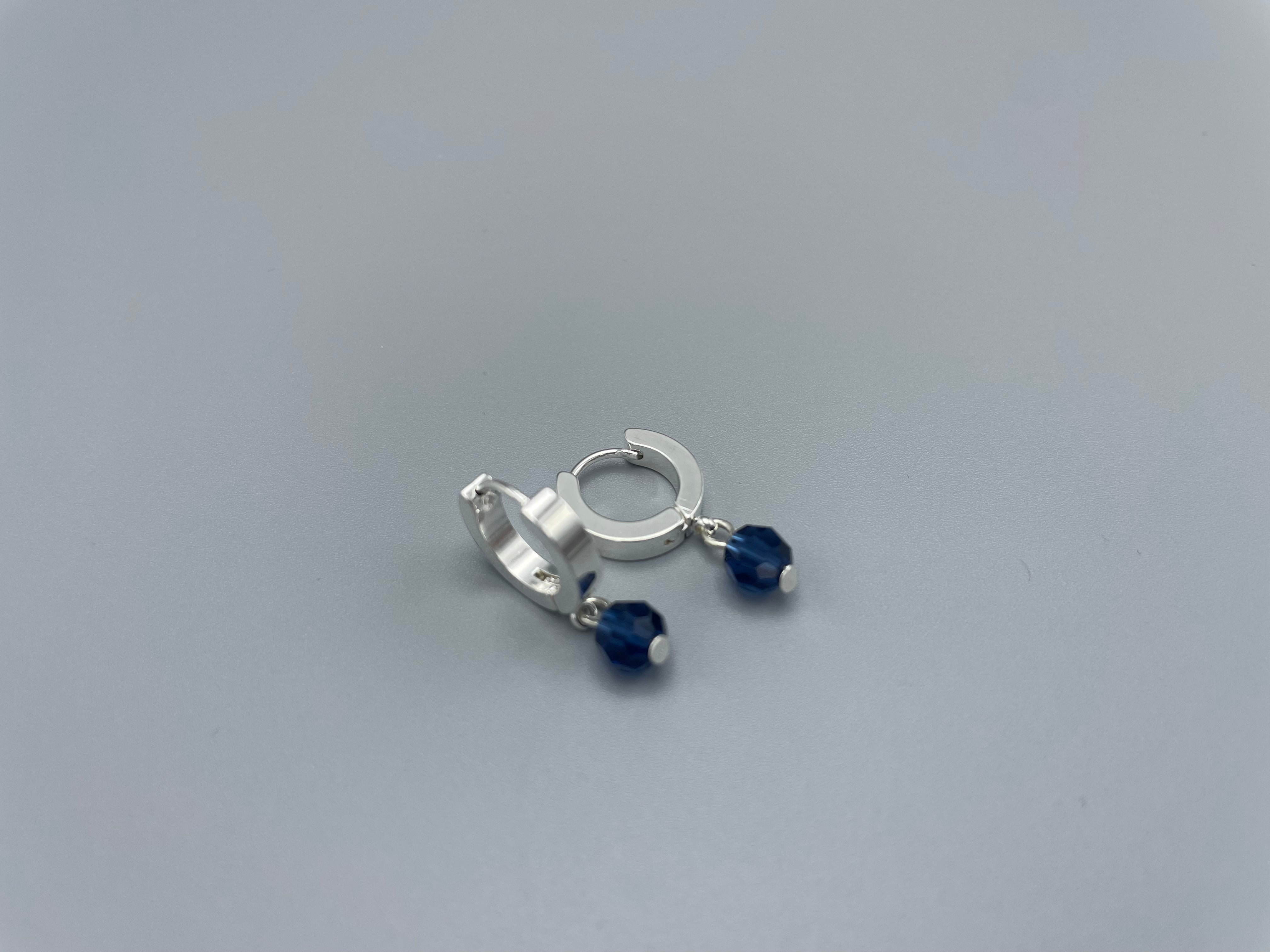 Sample: Steel hoops earrings