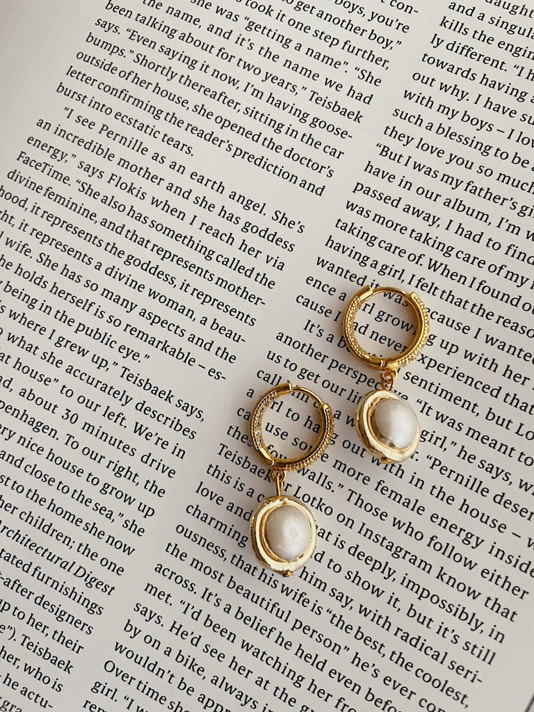 Freshwater Pearl Earrings