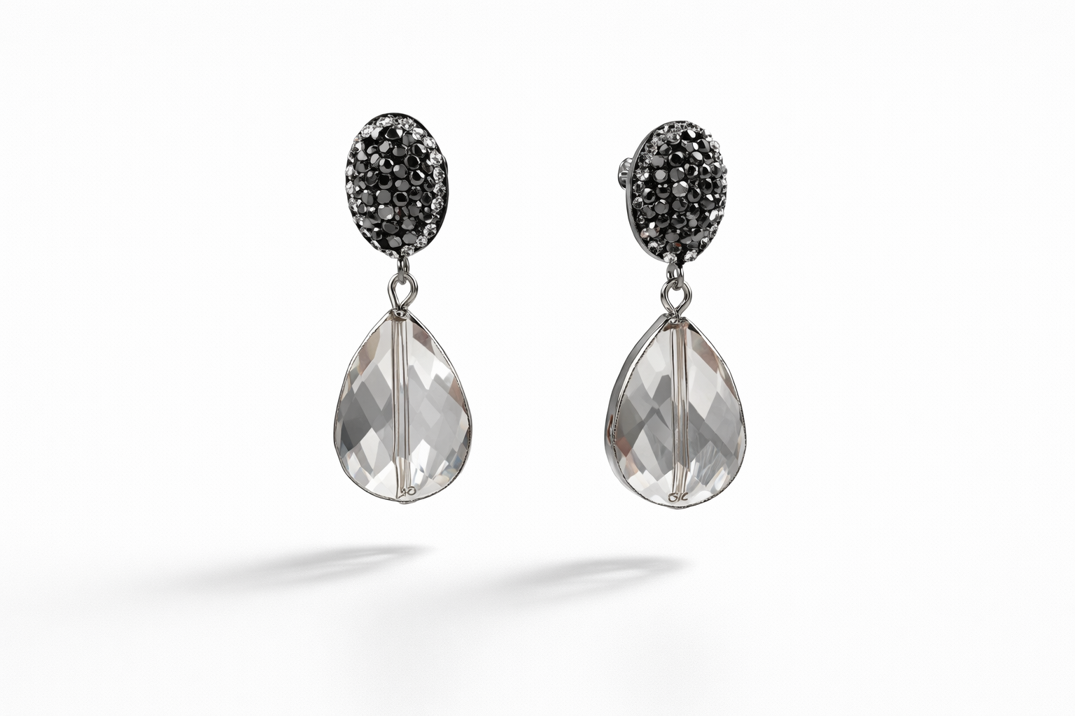 Sample: Glærir crystal stál dropa lokkar.