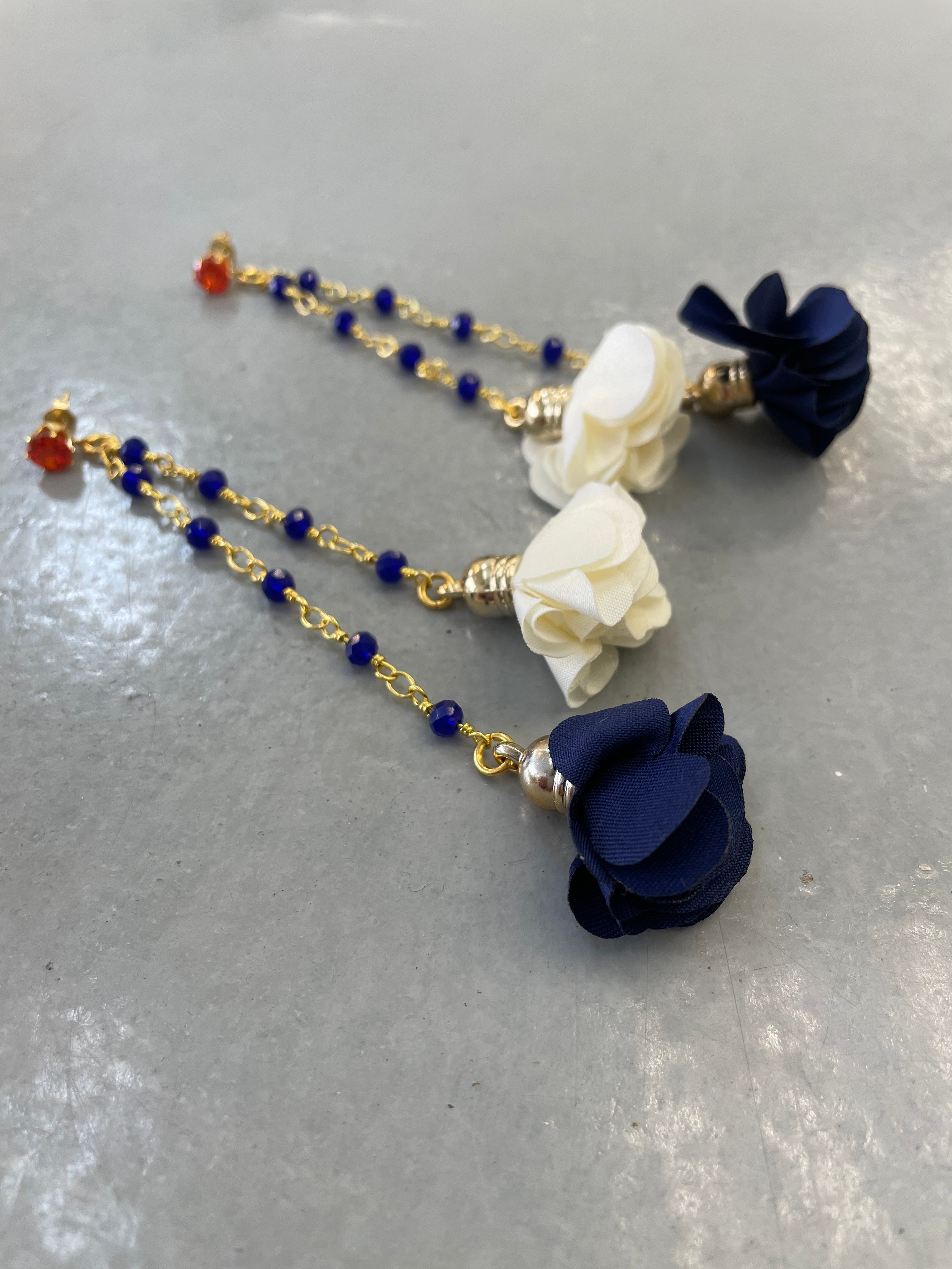 Blóm - Earrings Dark Blue and Peach