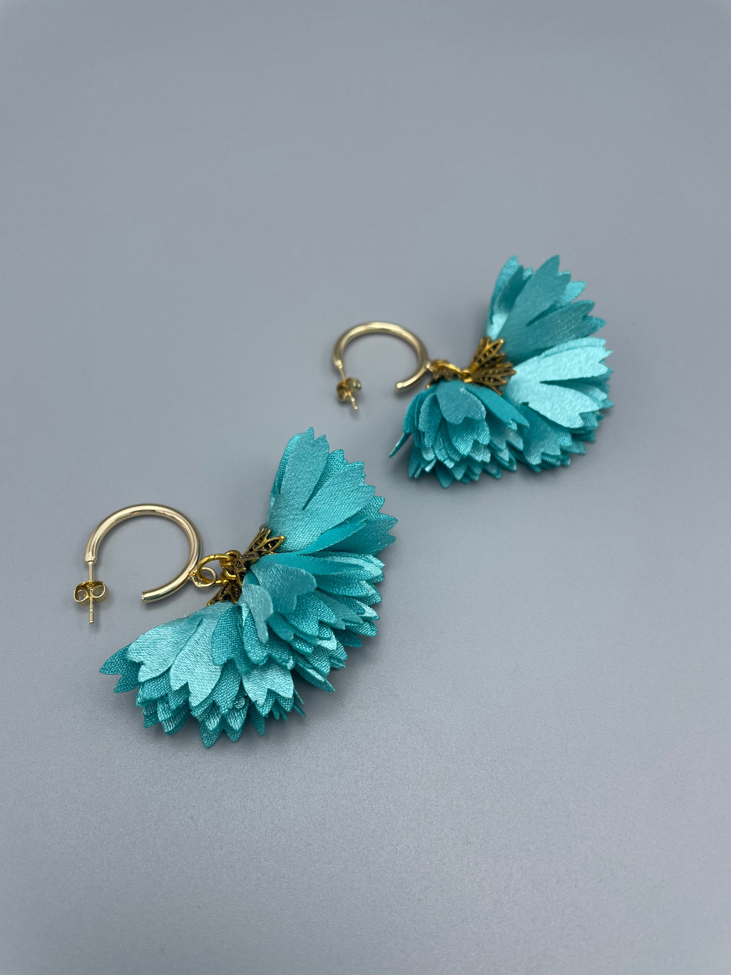 Sample: Lotus túrkis