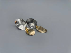 Sample: Twist Earrings