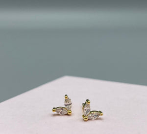 Sample: Stud Zircon Hearts (Nokkrir litir)